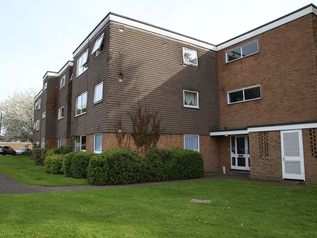 1 bed flat to rent in Tithe Court, Slough SL3 Zoopla