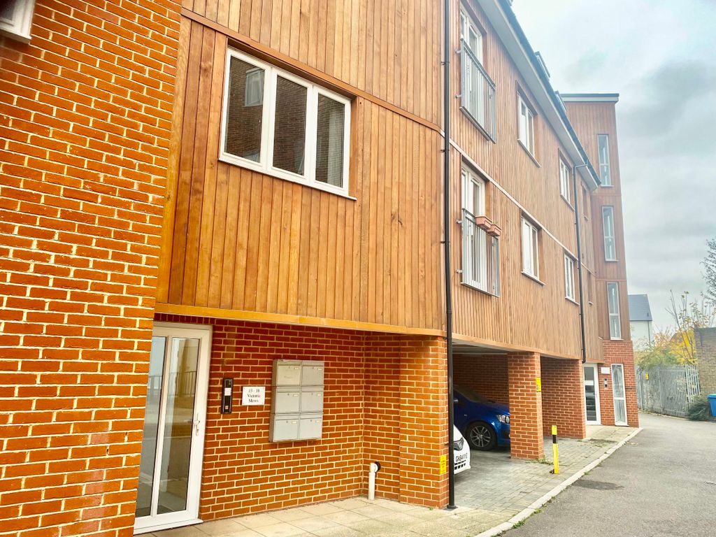 2 bed flat to rent in Victoria Mews, Regent Street, Whitstable CT5 Zoopla