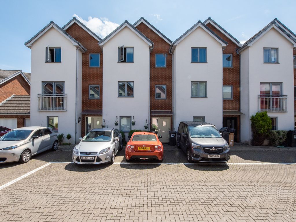 4 bed terraced house for sale in Adams Drive, Willesborough, Ashford