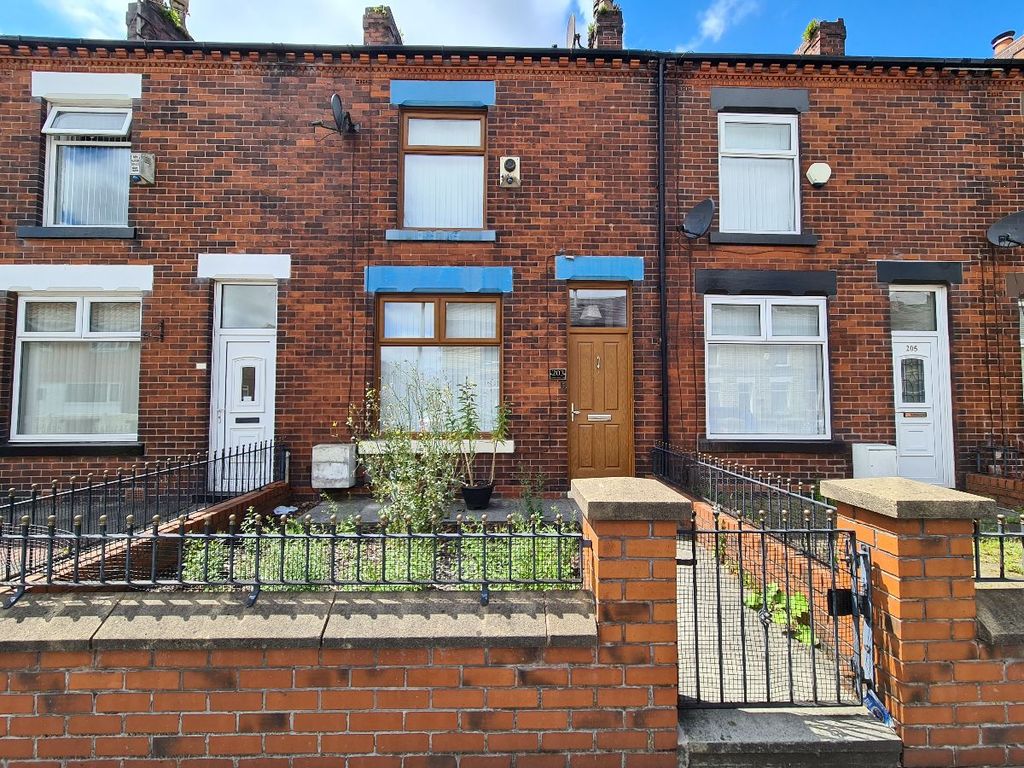 2 bed terraced house to rent in Ainsworth Lane, Bolton BL2 Zoopla