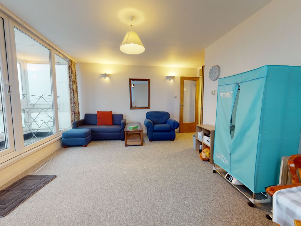 1 bed flat to rent in Russell Square, Brighton BN1 Zoopla