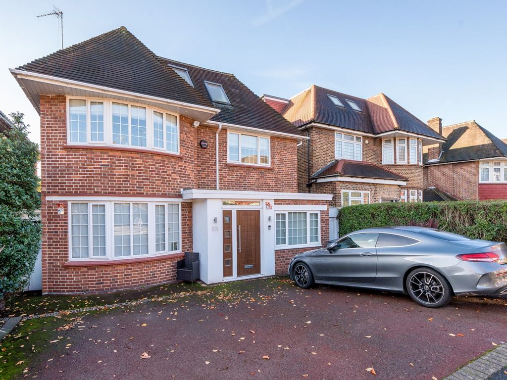 6 bed detached house for sale in Dorchester Gardens, London NW11, £