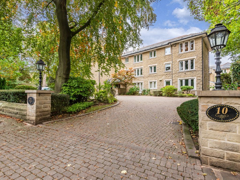 The Manor, Ladywood Road, Oakwood, Leeds LS8  