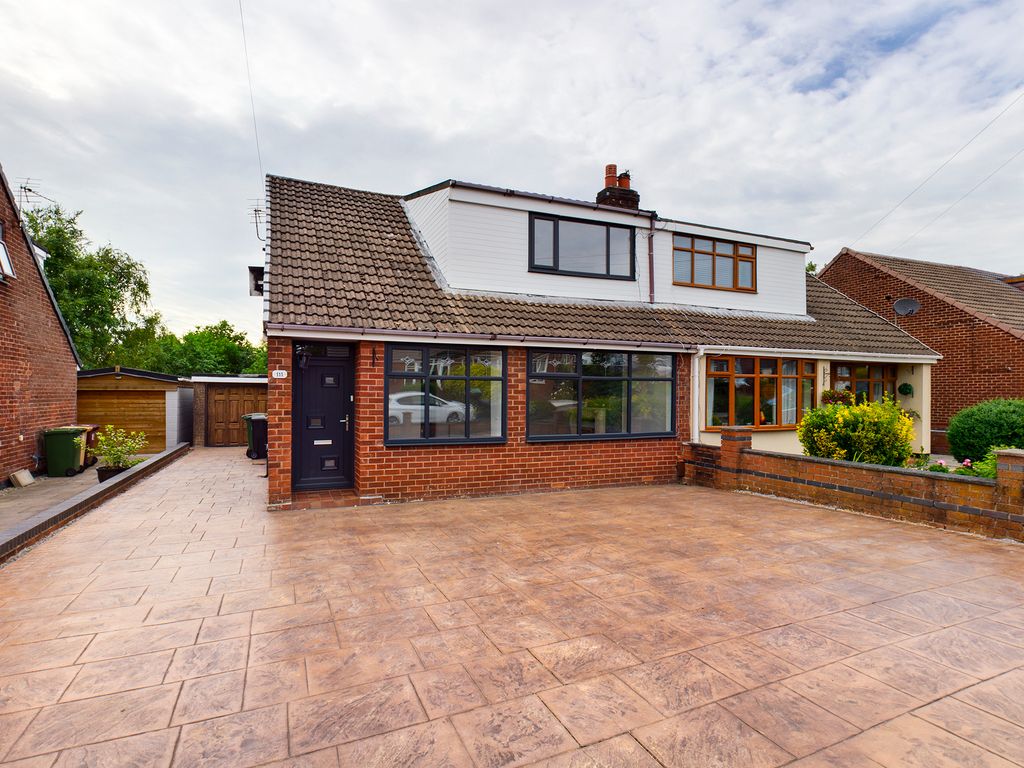 4 bed semidetached house for sale in Wilkinson Avenue, Little Lever