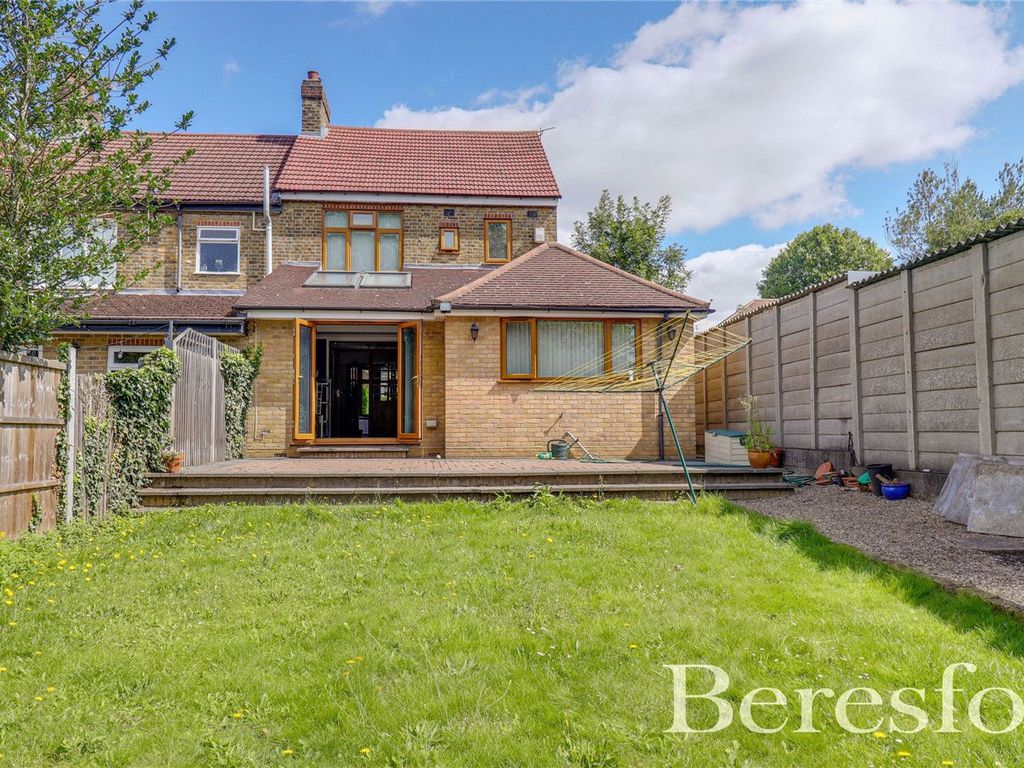 Honeypot Lane, Brentwood CM14