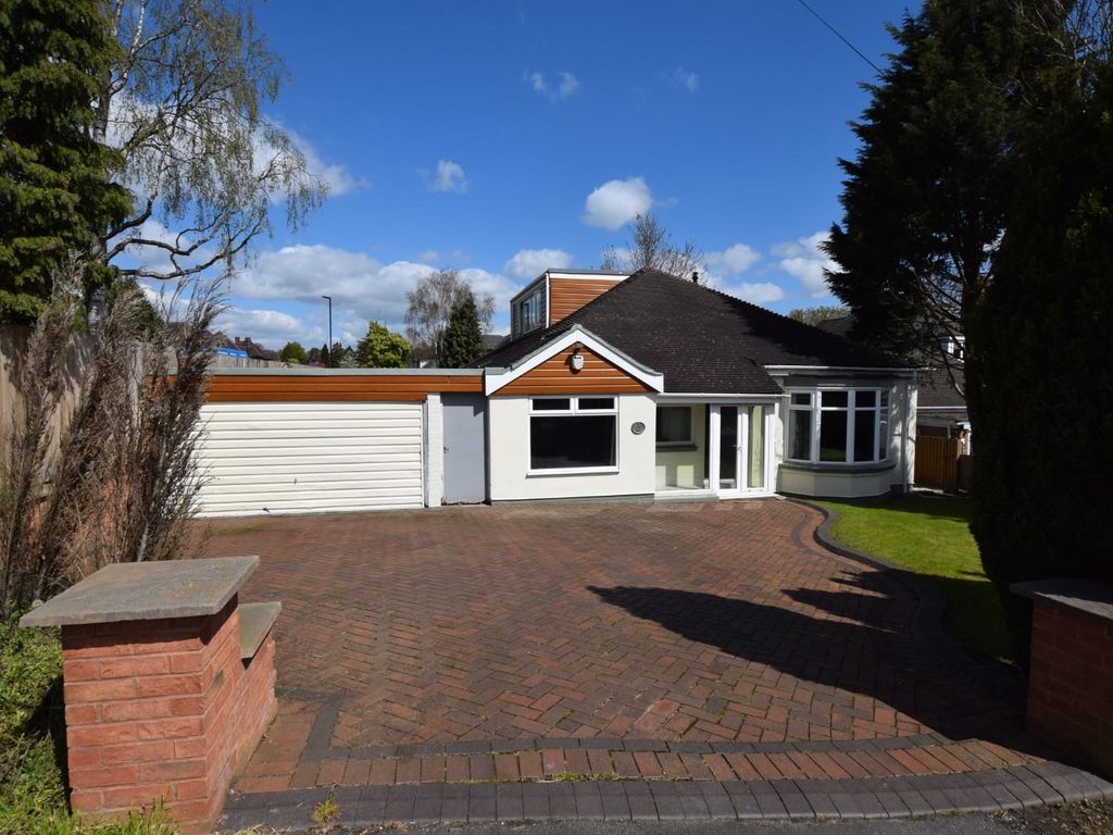 4 bed detached house for sale in Wylde Green Road, Sutton Coldfield B72