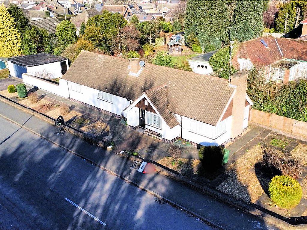 2 bed detached bungalow for sale in Maytree Drive, Kirby Muxloe LE9