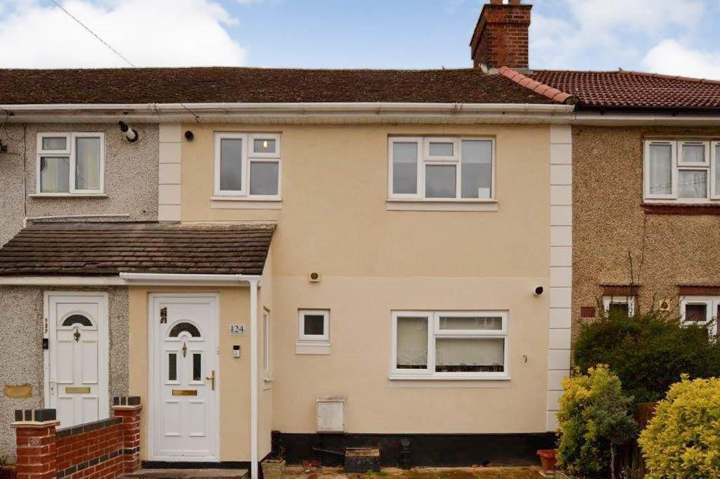 3 bed terraced house for sale in Crescent Road, Dagenham RM10 Zoopla