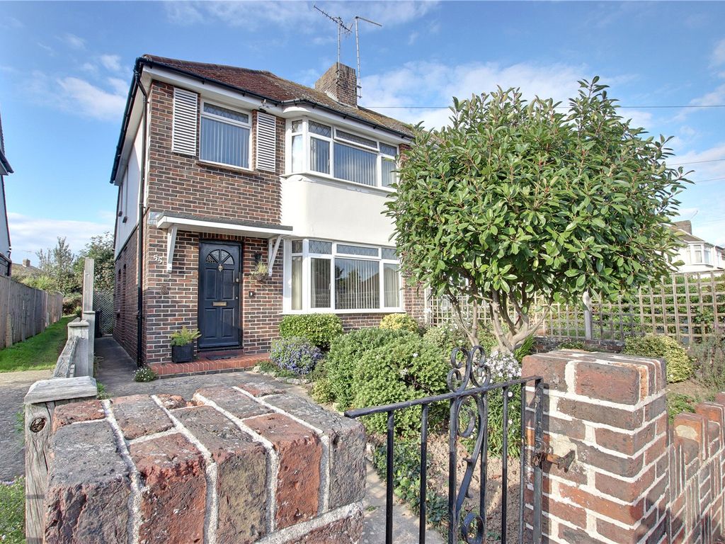 3 bed end terrace house for sale in Keymer Crescent, GoringBySea