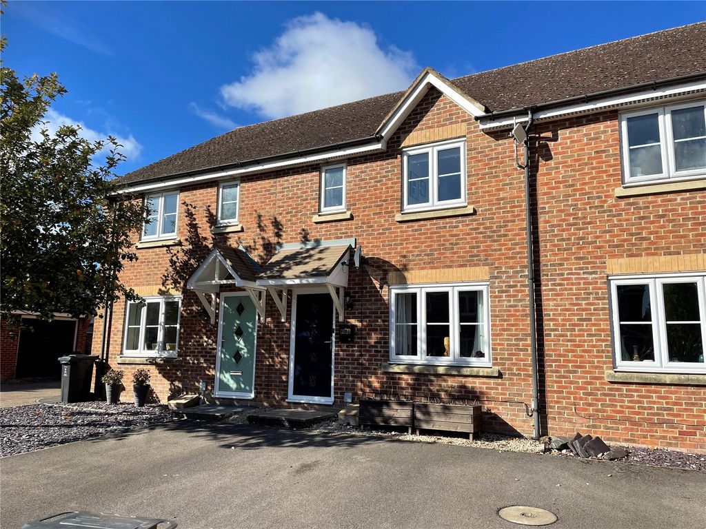 3 bed terraced house for sale in Falklands Road, Alexandra Park