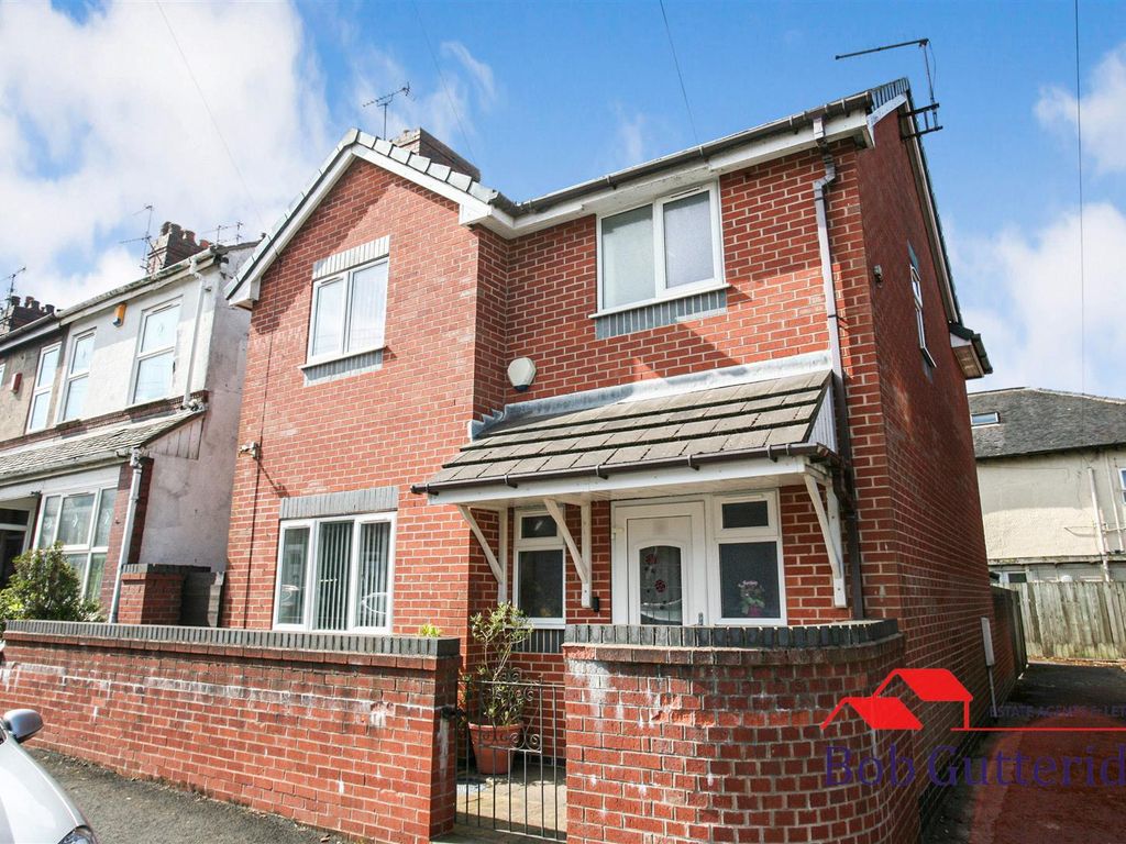 3 bed detached house for sale in Pilsbury Street, Wolstanton, Newcastle