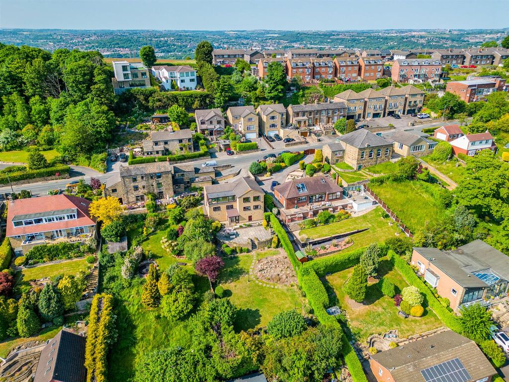 4 bed detached house for sale in Whitley Road, Thornhill, Dewsbury WF12