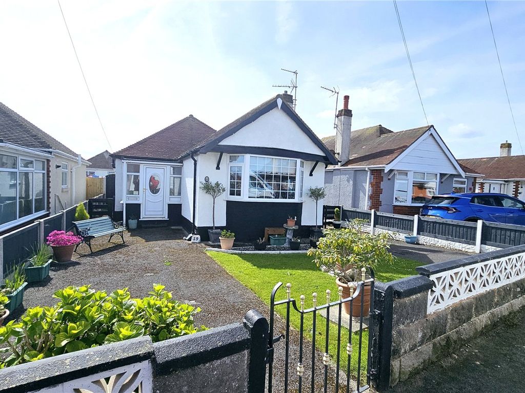 2 bed bungalow for sale in Ceri Avenue, Prestatyn, Ceri Avenue