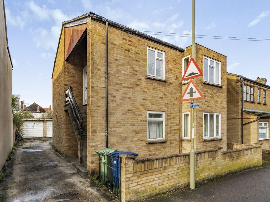2 bed flat for sale in Lime Walk, Headington, Oxford OX3 Zoopla