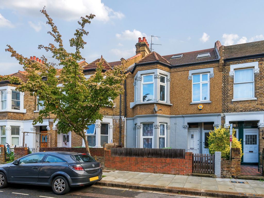 2 bed flat for sale in Eynham Road, London W12, £450,000 Zoopla