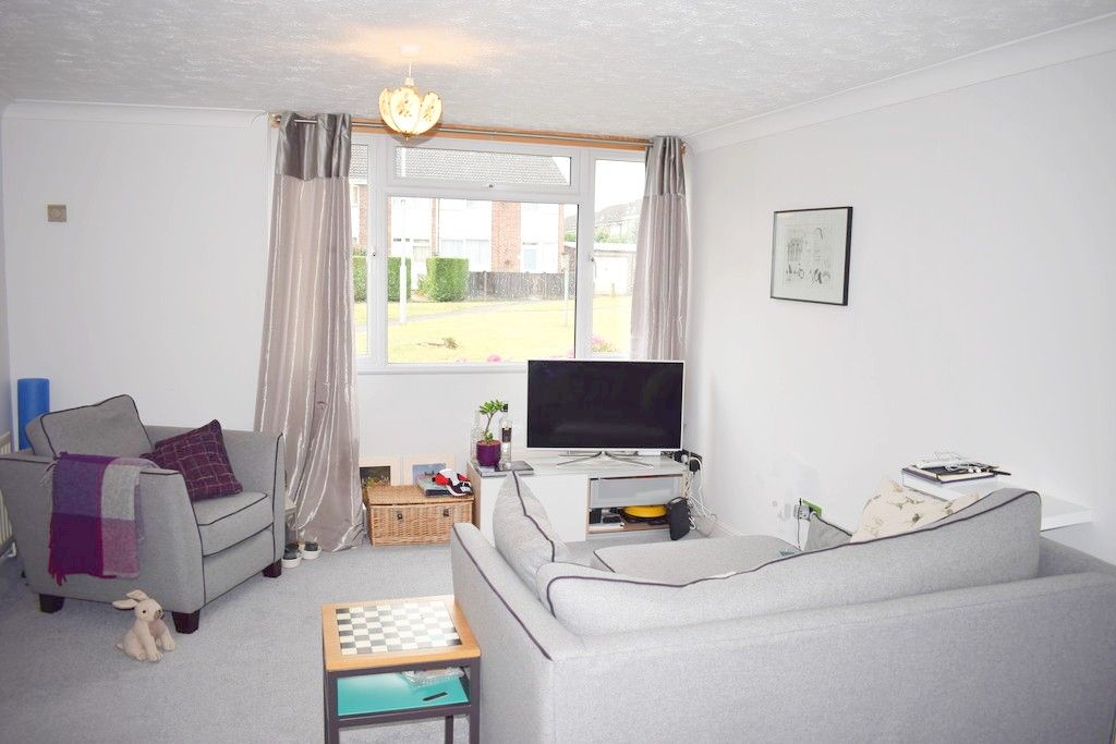 2 bed end terrace house for sale in Sunderland Road, Maidenhead