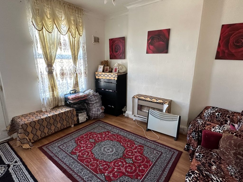 2 bed terraced house for sale in Bobbers Mill Road, Nottingham NG7, £