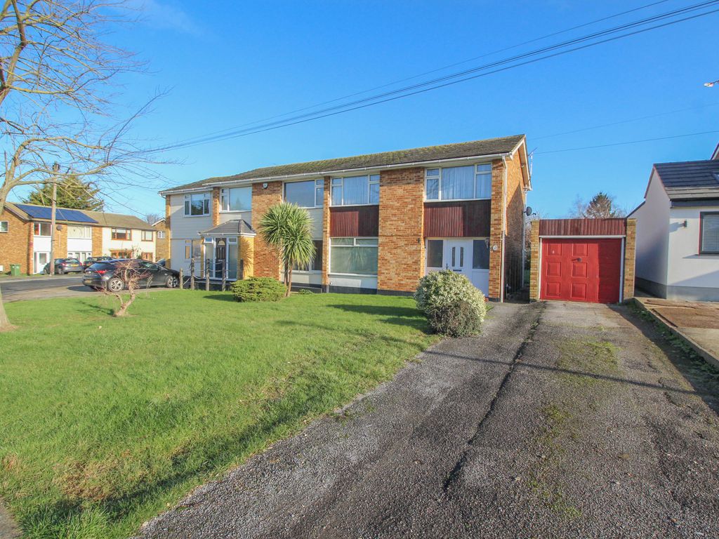 Long Meadow Drive, Wickford SS11  