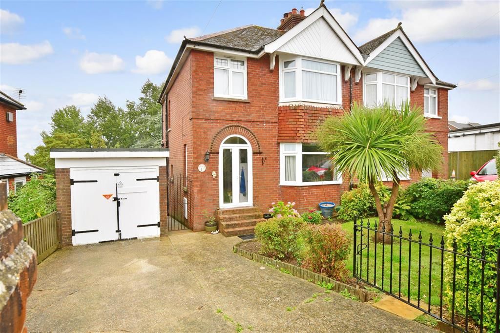 3 bed semidetached house for sale in Parkhurst Road, Newport, Isle Of