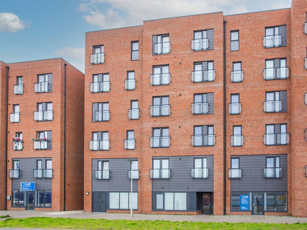 1 bed flat for sale in Ocean Drive, The Shore, Edinburgh EH6, £213,000