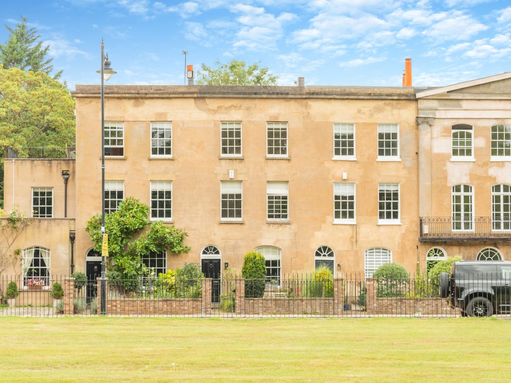 4 bed detached house for sale in Kings Road, Windsor SL4, £1,650,000