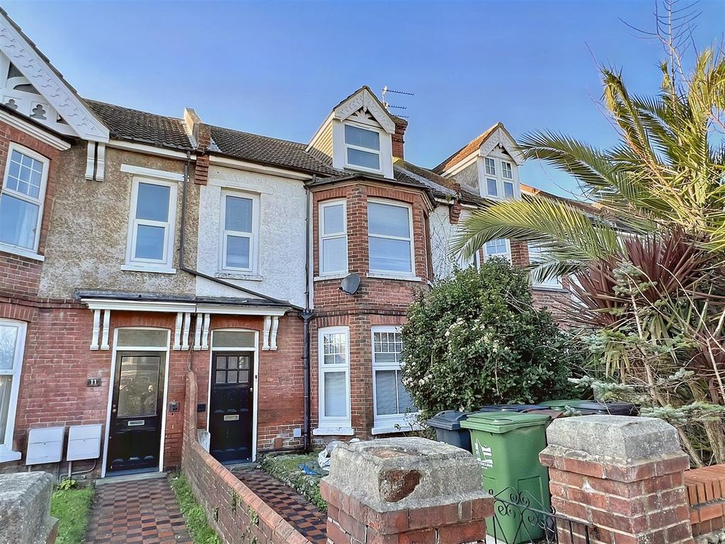 2 bed flat for sale in Willingdon Road, Eastbourne BN21, £199,950 Zoopla