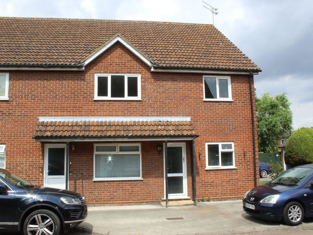 2 bed flat to rent in 23 Court, Claydon IP6 Zoopla