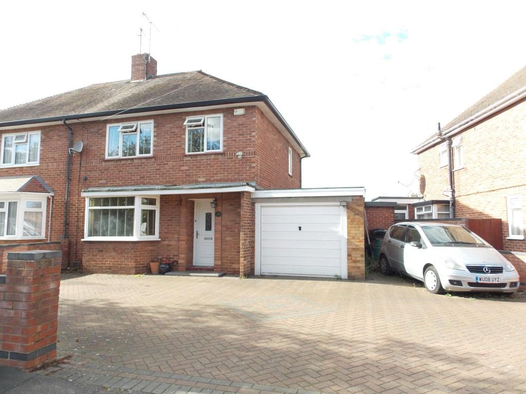 3 bed semidetached house for sale in Sallows Road, Peterborough PE1