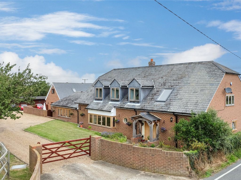 5 bed detached house for sale in Breach Lane, Lower Halstow
