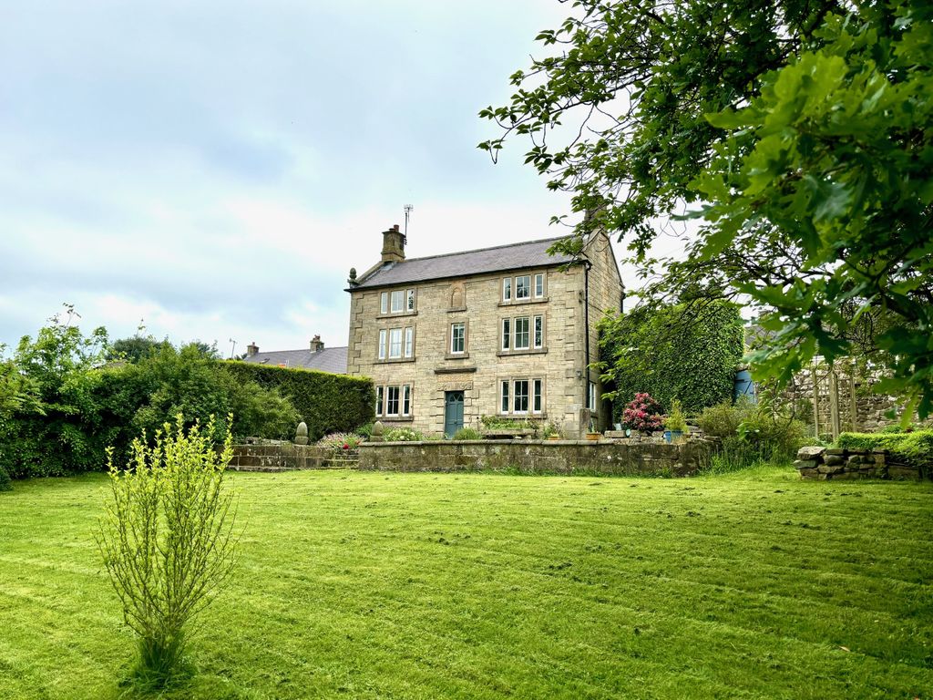 4 bed detached house for sale in The Knoll, Tansley, Matlock DE4, £