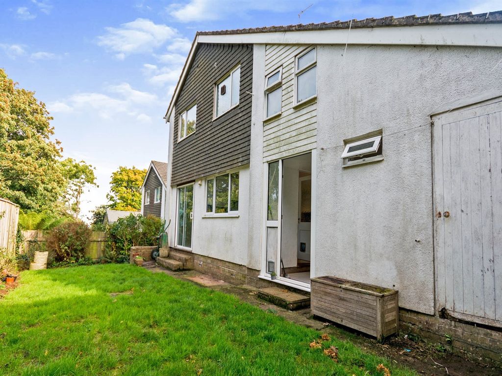 3 bed detached house for sale in Broadley Drive, Torquay TQ2 Zoopla