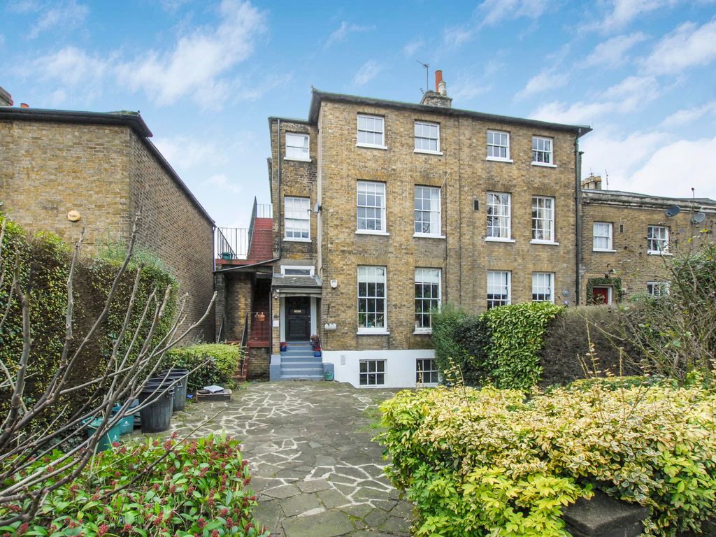 Hillingdon Road Uxbridge Middlesex UB10  