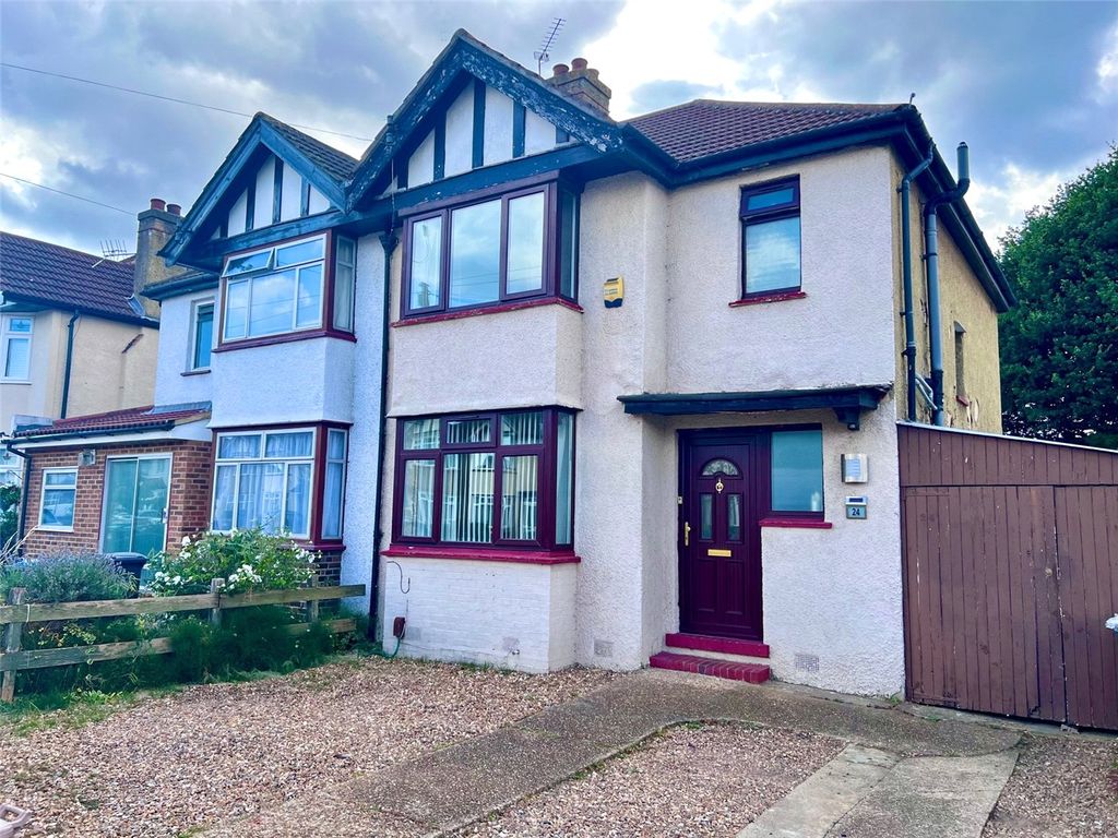 3 bed semidetached house to rent in Cranborne Avenue, Surbiton KT6