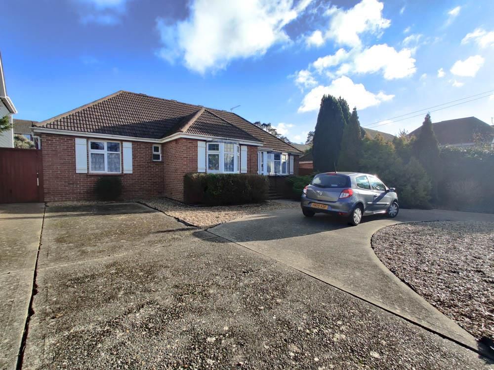 3 bed detached bungalow for sale in The Fairway, Sandown PO36, £379,950