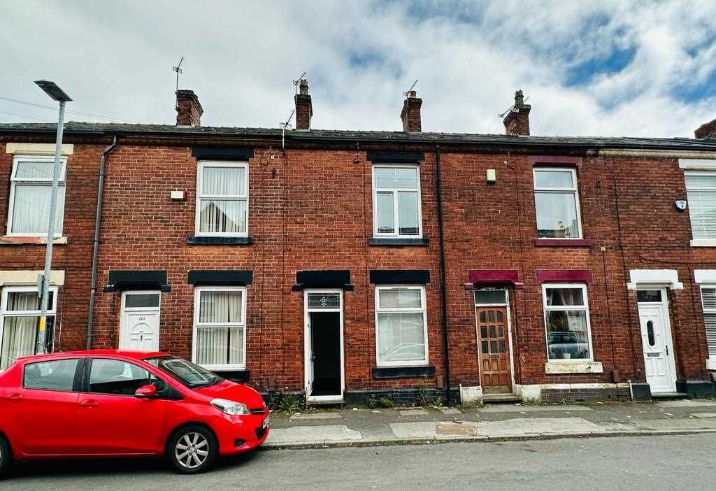 2 bed terraced house to rent in Trafalgar St, AshtonUnderLyne, Manchester OL7 Zoopla