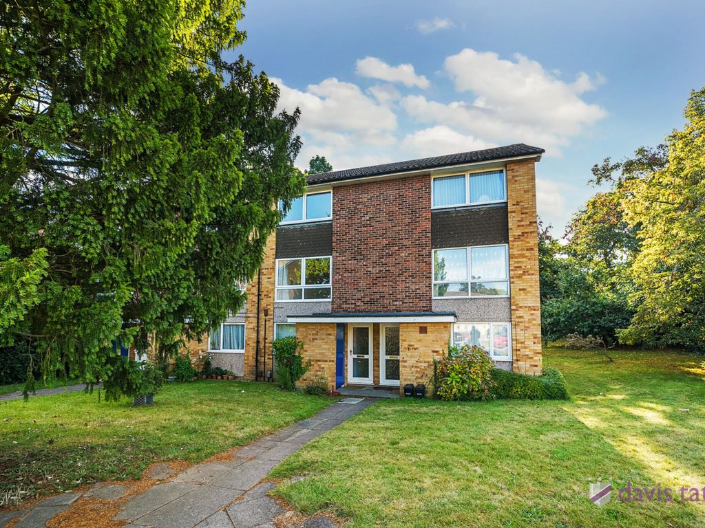 2 bed maisonette to rent in Bath Road, Reading, Berkshire RG1, £1,550 ...
