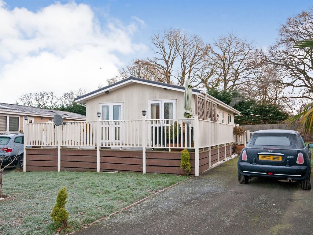 2 bed detached house for sale in Westfield Lane, Westfield, Hastings