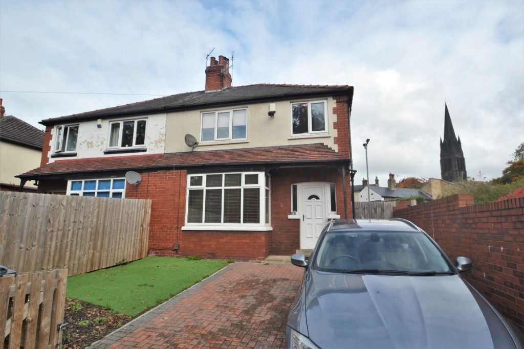 3 bed semidetached house for sale in St Michaels Grove, Headingley