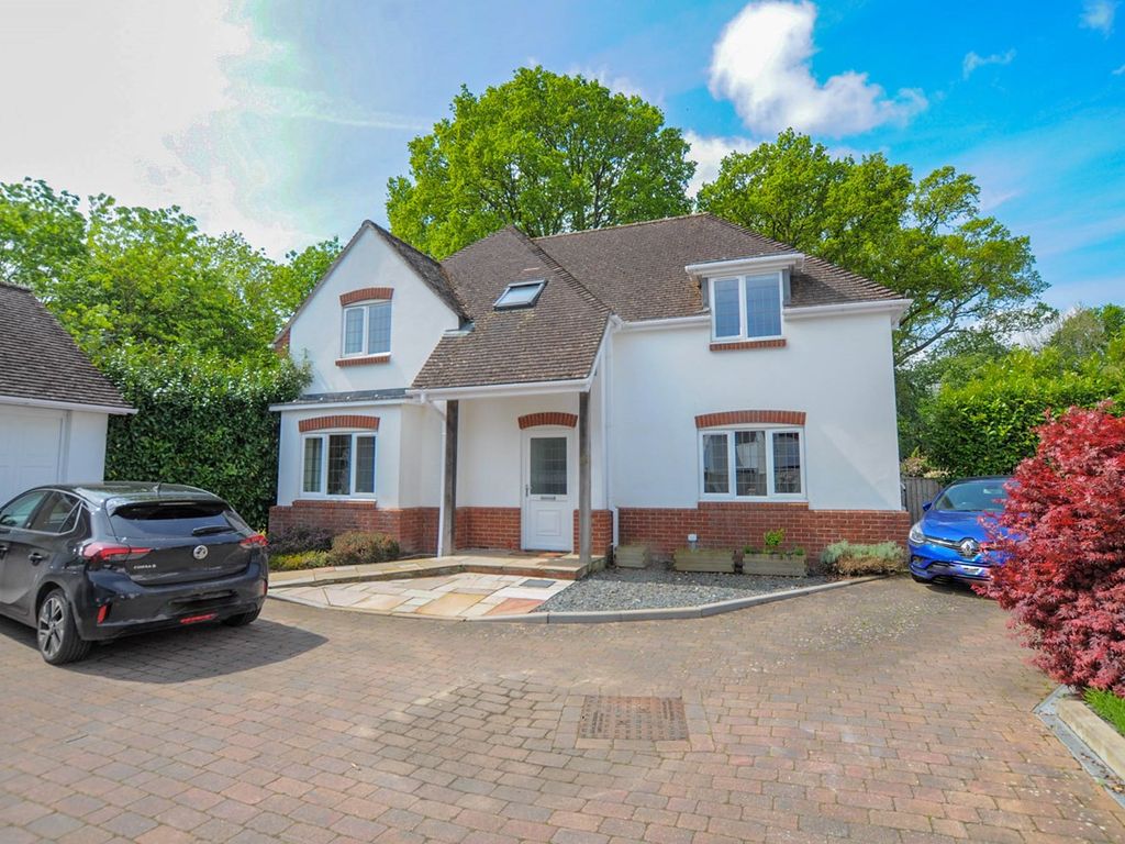 4 bed detached house for sale in Oakley Hill, Wimborne BH21 Zoopla