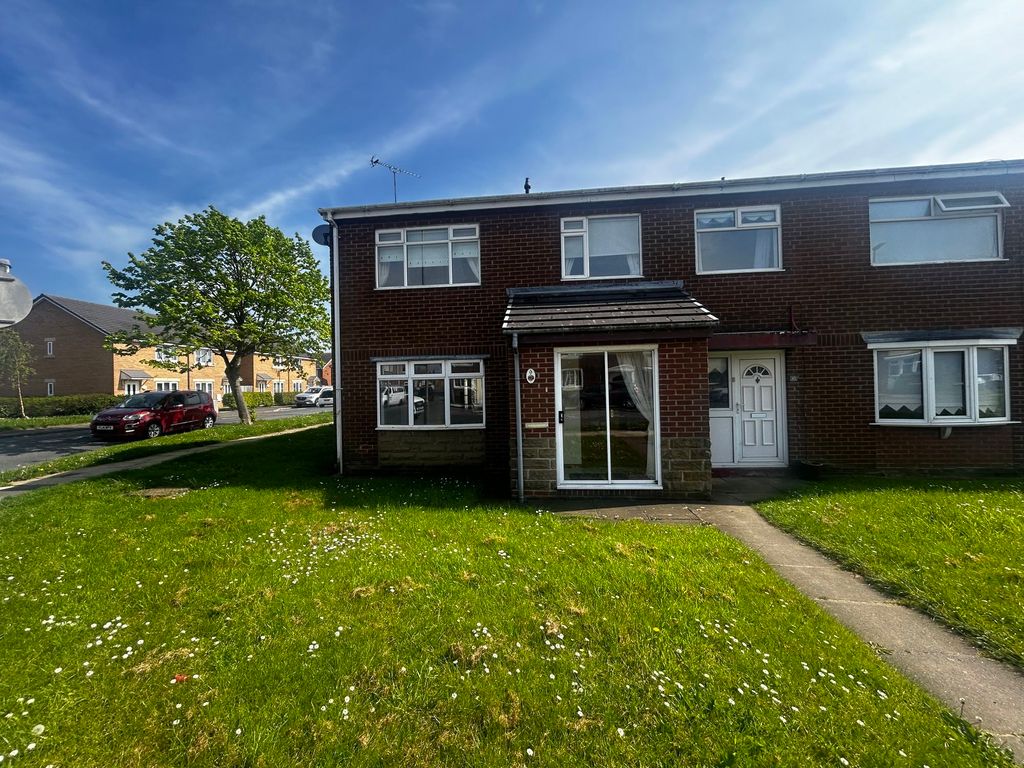 3 bed terraced house for sale in Cottingwood Green, Blyth NE24, £99,950