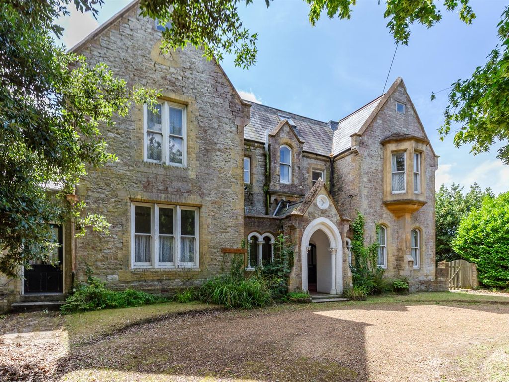 8 bed property for sale in Appley Road, Ryde PO33, £795,000 Zoopla