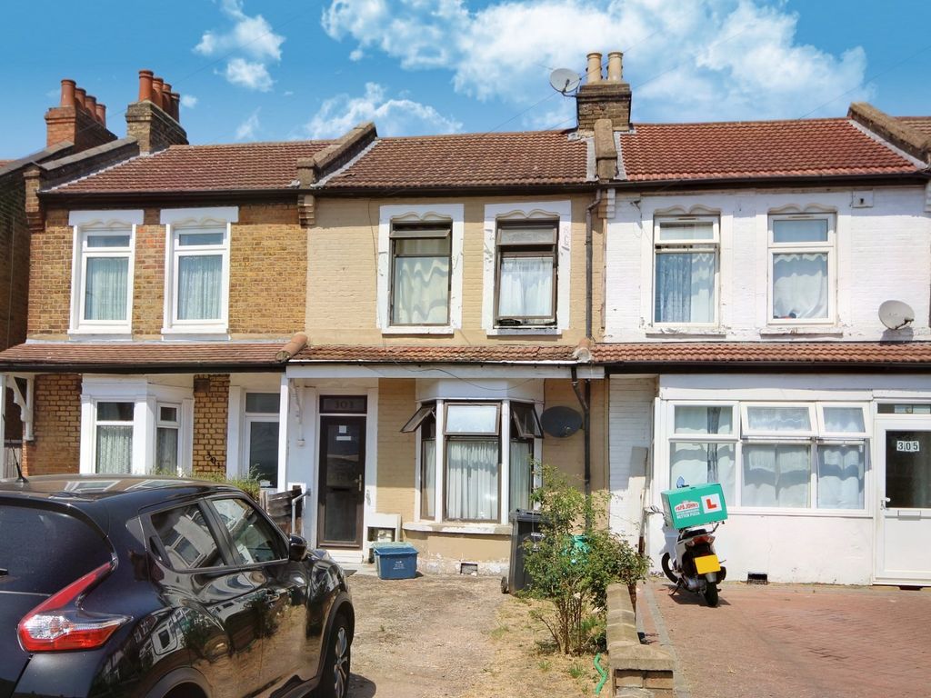 3 bed terraced house for sale in Green Lane, Ilford IG3 Zoopla