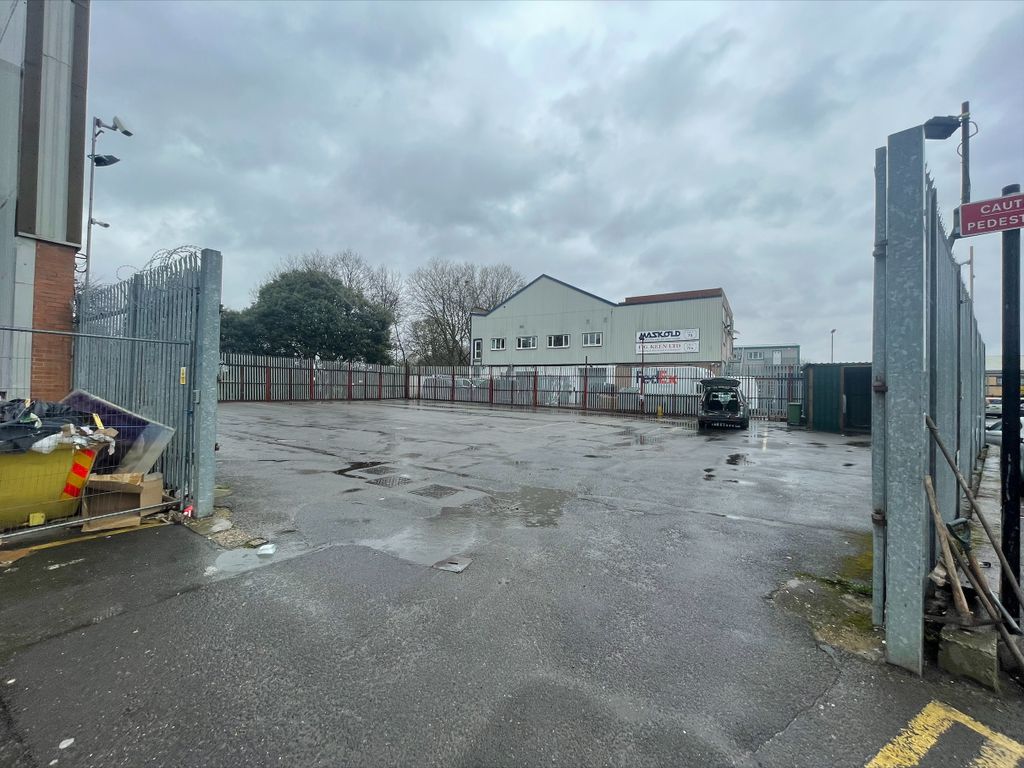 Industrial to let in Wimbledon Stadium Business Centre, Rosemary Road SW17 Zoopla