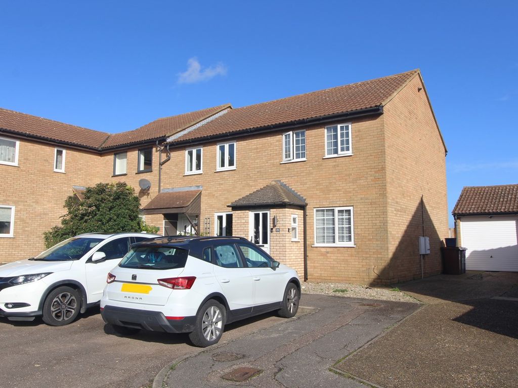 2 bed end terrace house for sale in Armour Rise, Hitchin SG4, £395,000