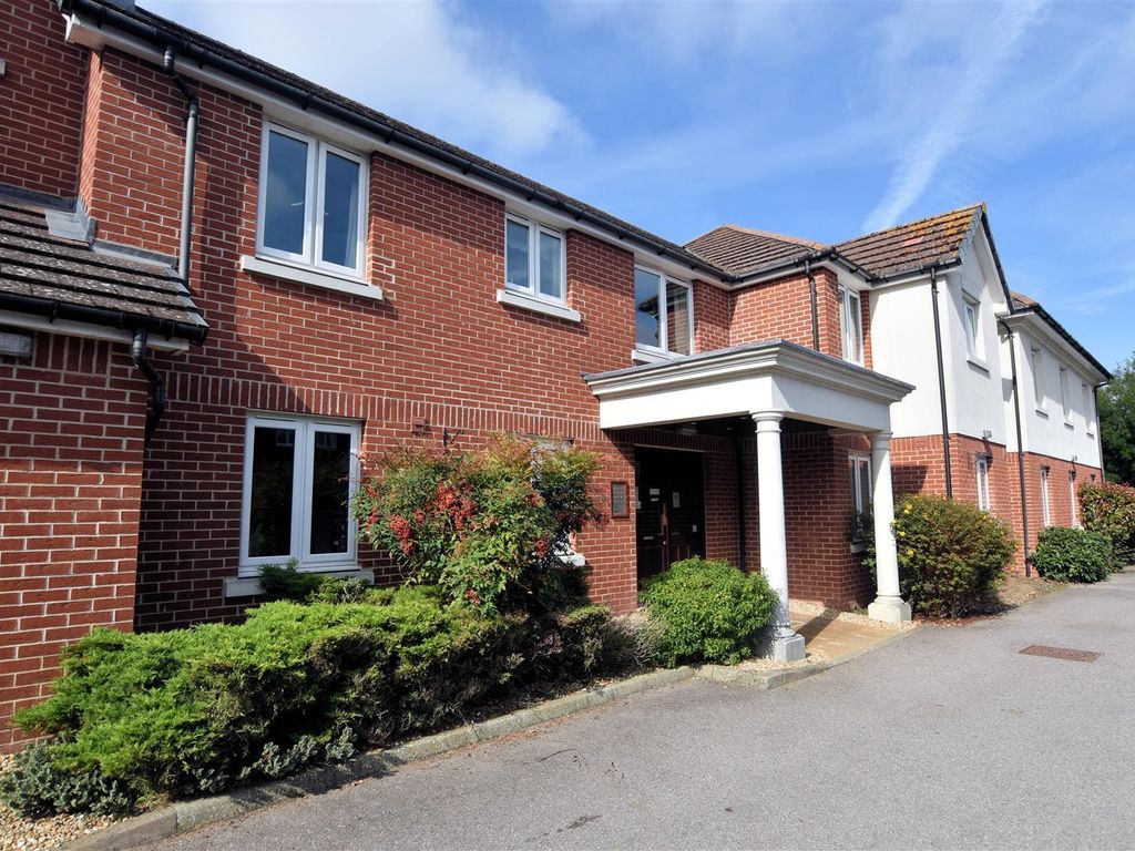 1 bed flat for sale in Chieveley Close, Tilehurst, Reading RG31 Zoopla