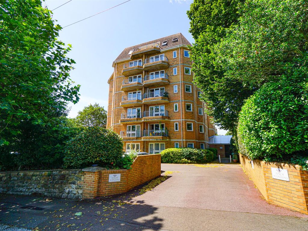 2 bed flat for sale in Upper Maze Hill, St. LeonardsOnSea TN38 Zoopla