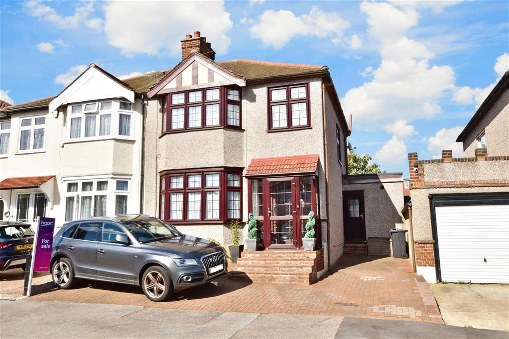 3 bed semidetached house for sale in Ardwell Avenue, Ilford, Essex IG6