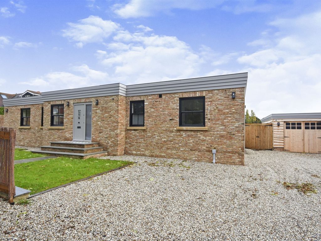 Goat Hall Lane, Chelmsford CM2  