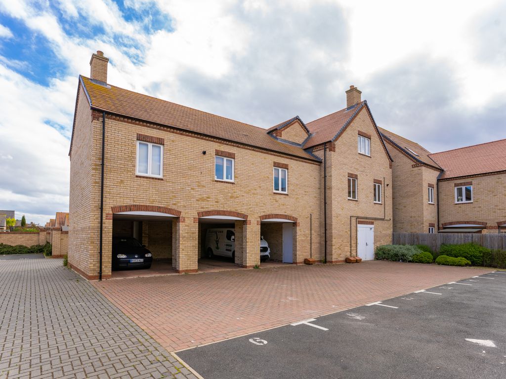 2 bed flat for sale in Rouse Place, Biggleswade SG18 Zoopla