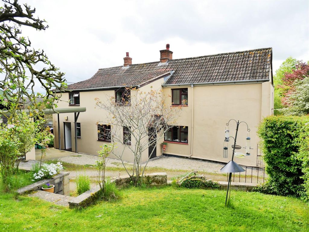 5 bed detached house for sale in Clevancy, Hilmarton, Calne SN11 Zoopla